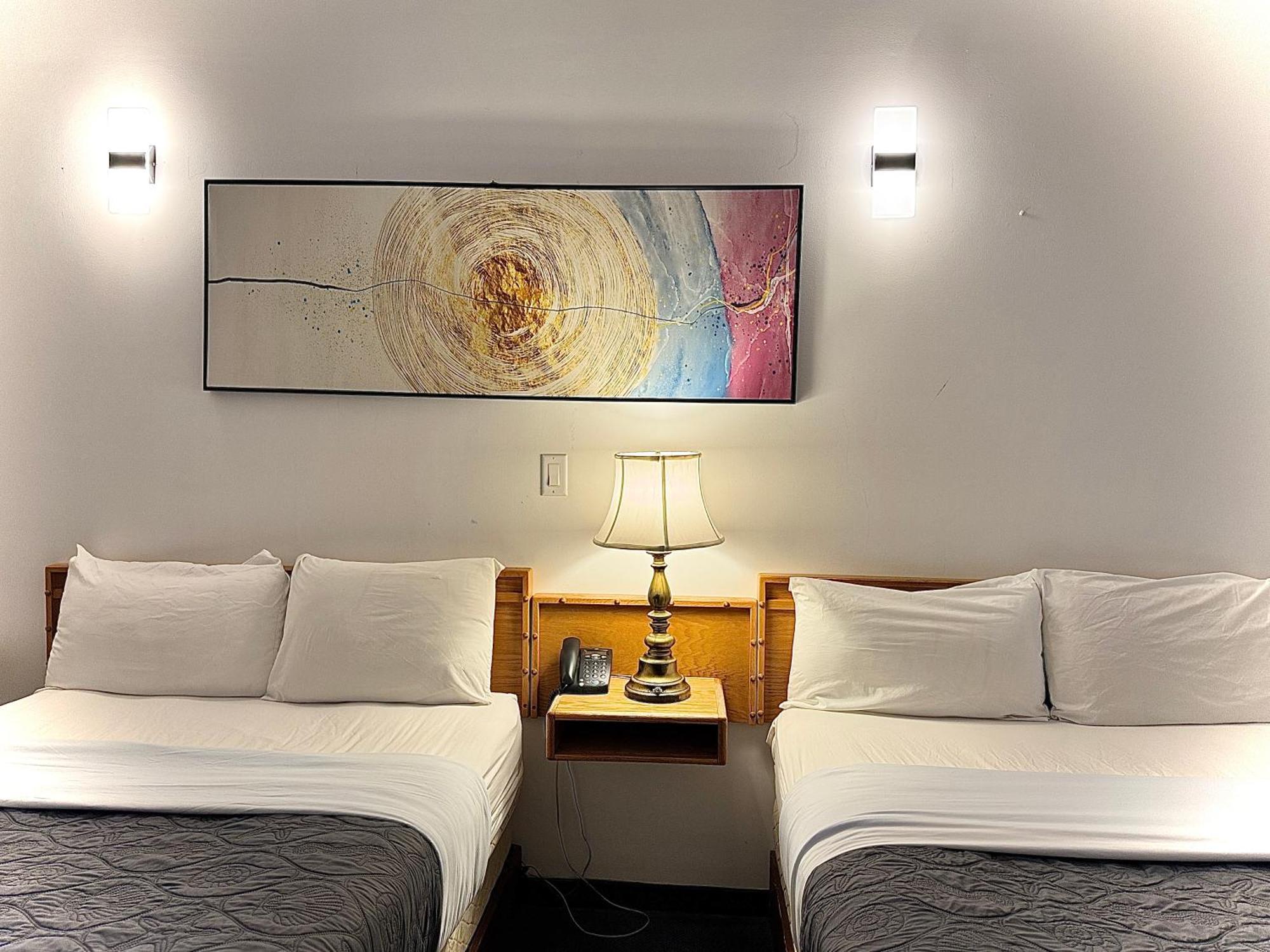 Sunshine Lodge Inn Gibsons Esterno foto